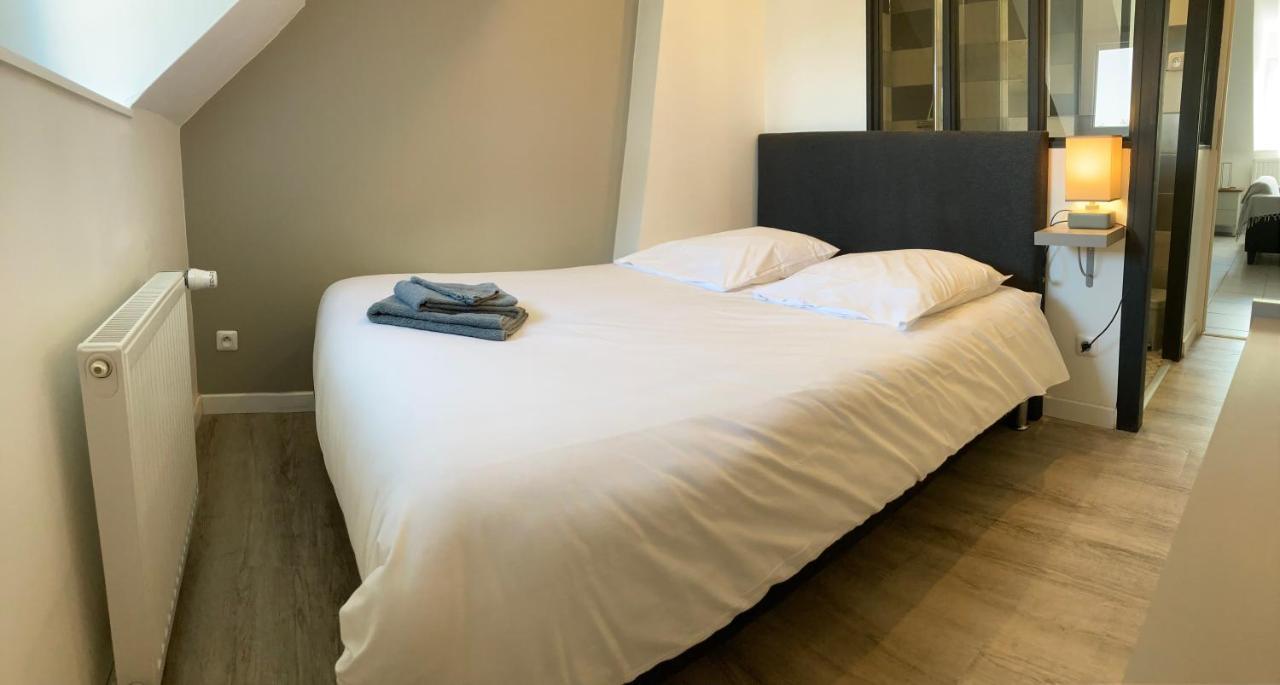 Le Mansard, Atypique, Gare Et Tramway 4Min A Pied Apartment Екстериор снимка